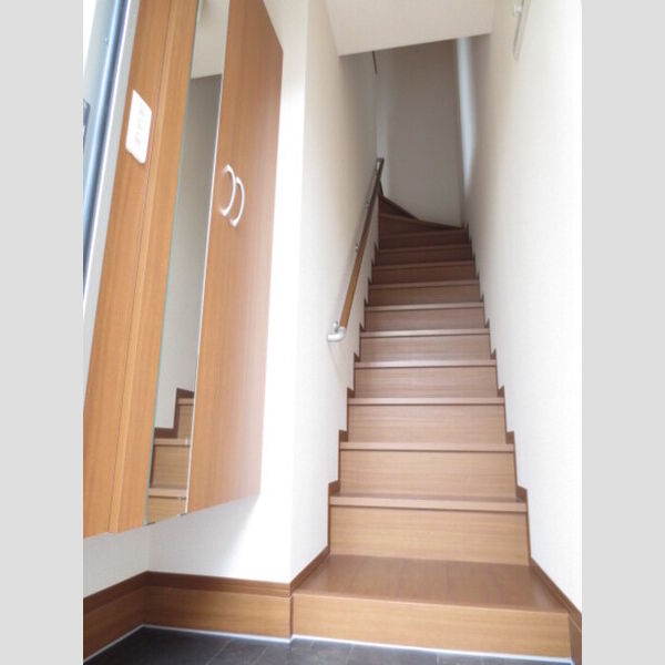 玄関 (202　玄関)