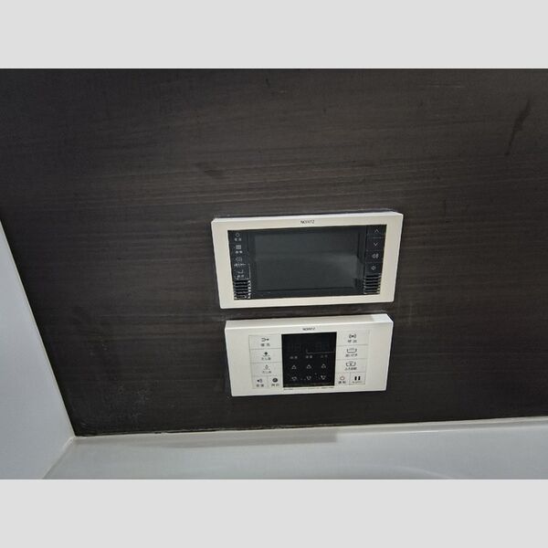 バス (給油器、浴室TV)