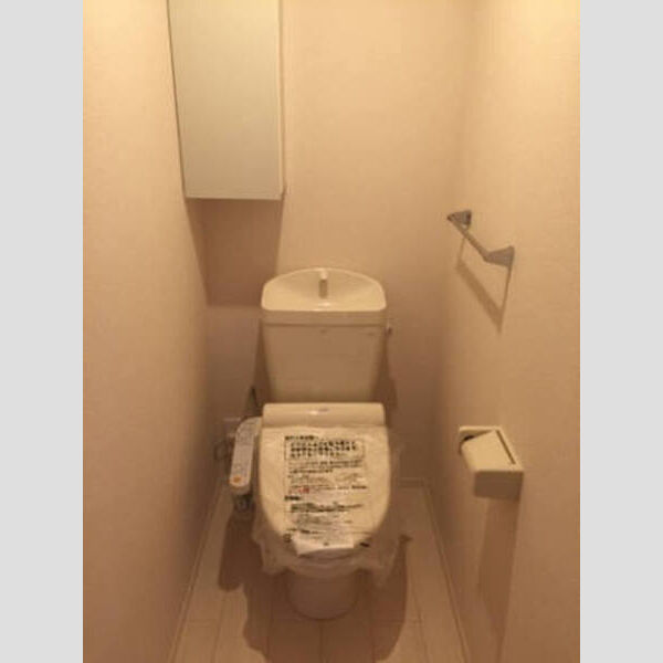 トイレ (102　温水洗浄便座)