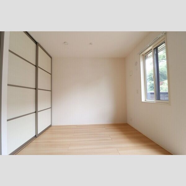 その他 (203　洋室)