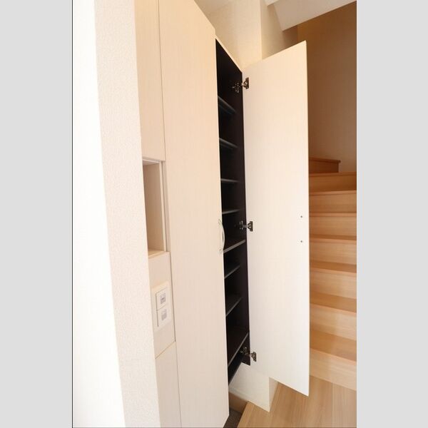 玄関 (203　玄関)