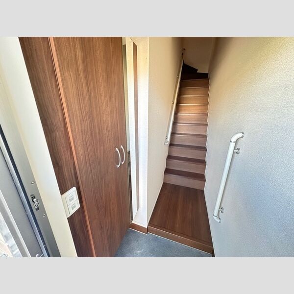 玄関 (201　玄関)