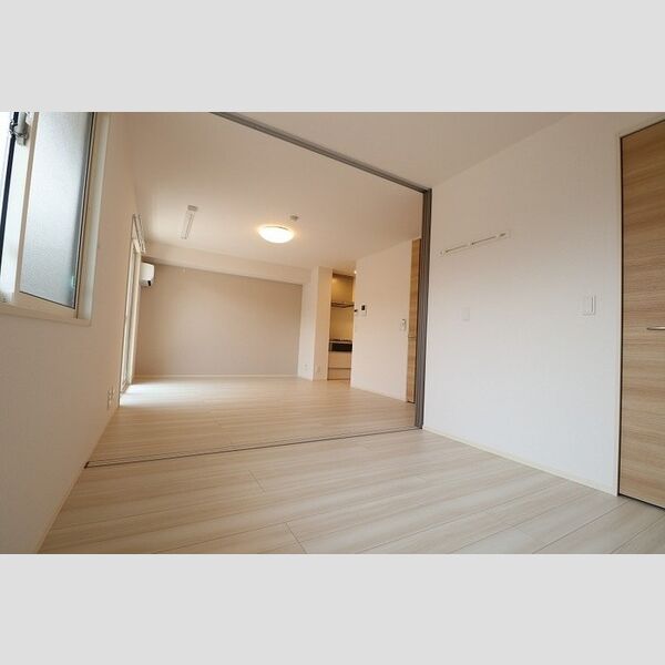 その他 (102　リビング洋室)