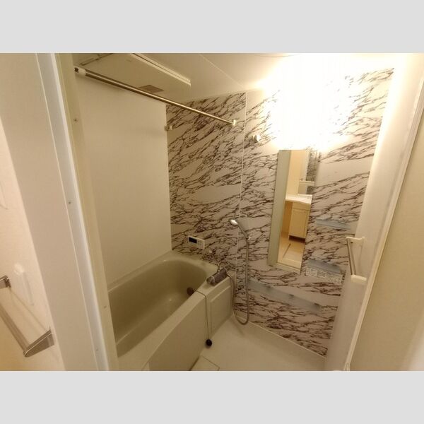 バス (追い焚き給湯)