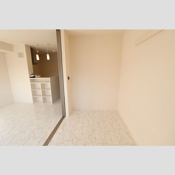 その他 (206　洋室)