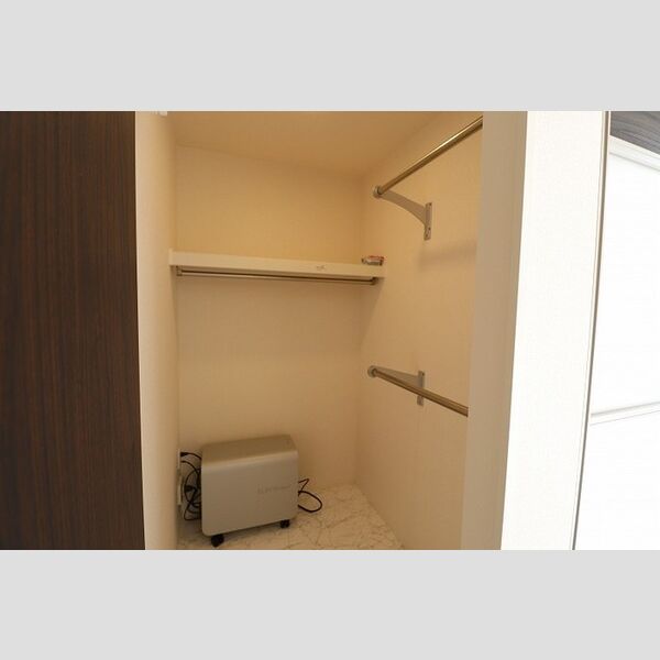 収納 (206　ウォークインクローゼット)