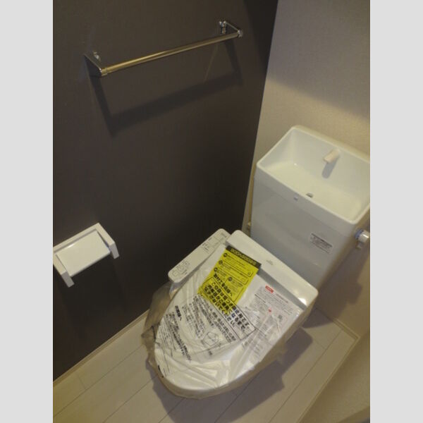 トイレ (106　温水洗浄便座)