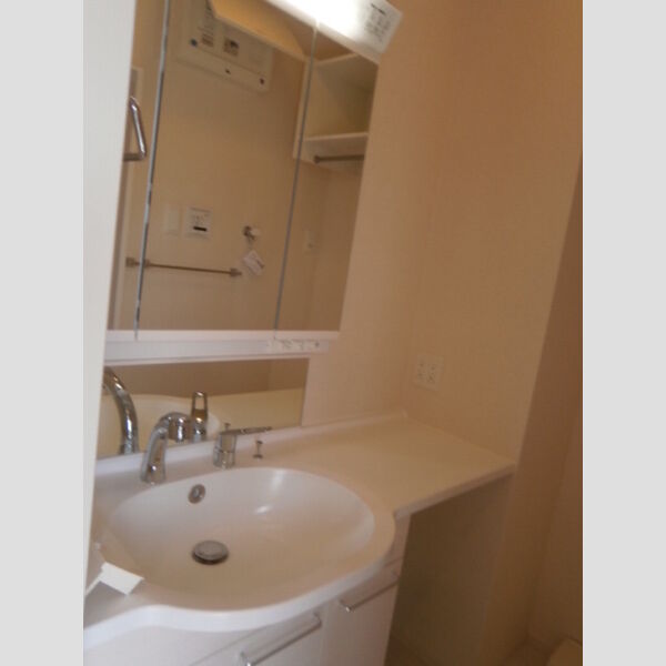 洗面所 (105　洗面所)