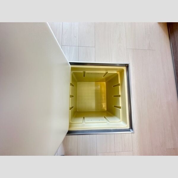 その他 (床下収納)