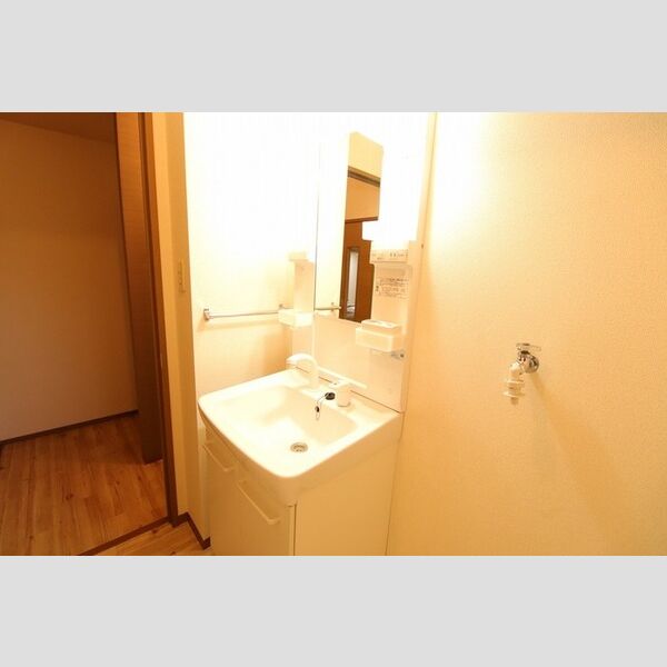 洗面所 (ファミーユⅡ石田A棟202洗面)