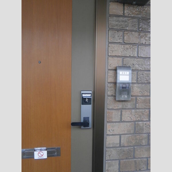 その他 (201　玄関)