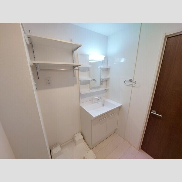 洗面所 (302　洗面所)