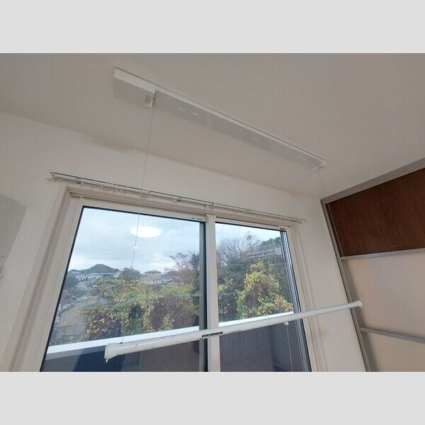 その他設備 (302　室内物干し)