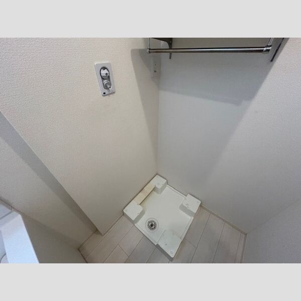 その他 (洗濯機置き場)