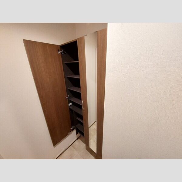 玄関 (305　シューズボックス)