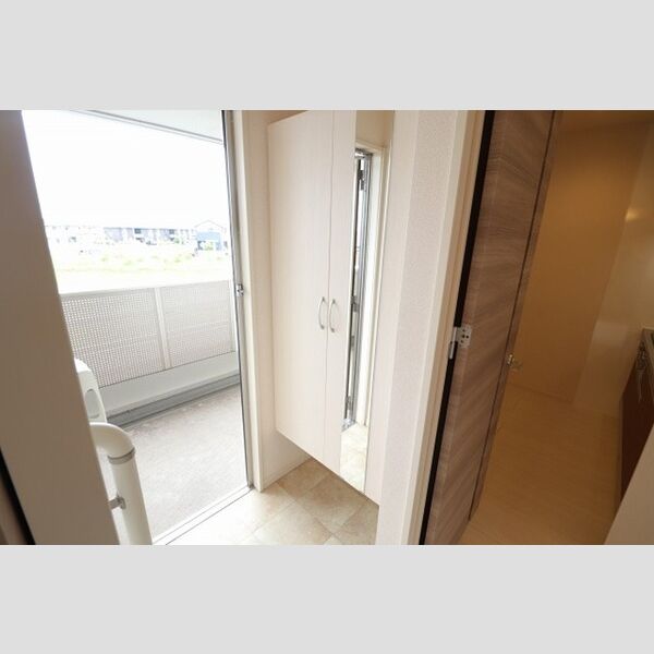 玄関 (203　玄関)