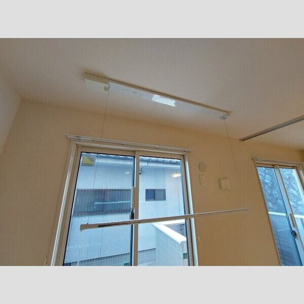 その他 (室内物干し)