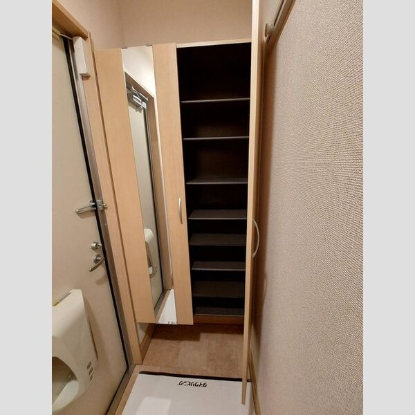 玄関 (玄関・シューズボックス)