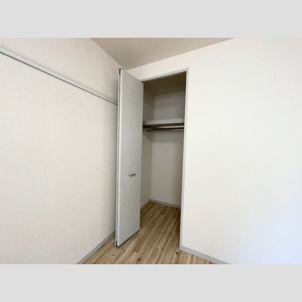 収納 (クローゼット)
