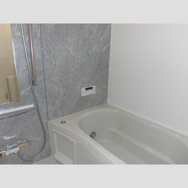 バス (Ⅱ102　浴室)