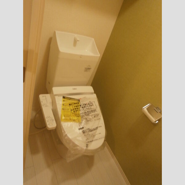 トイレ (202　温水洗浄暖房便座)