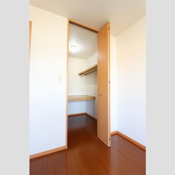 収納 (Ⅱ202　ウォークインクローゼット)