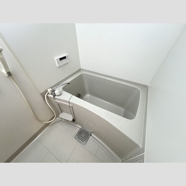 バス (205　浴室)