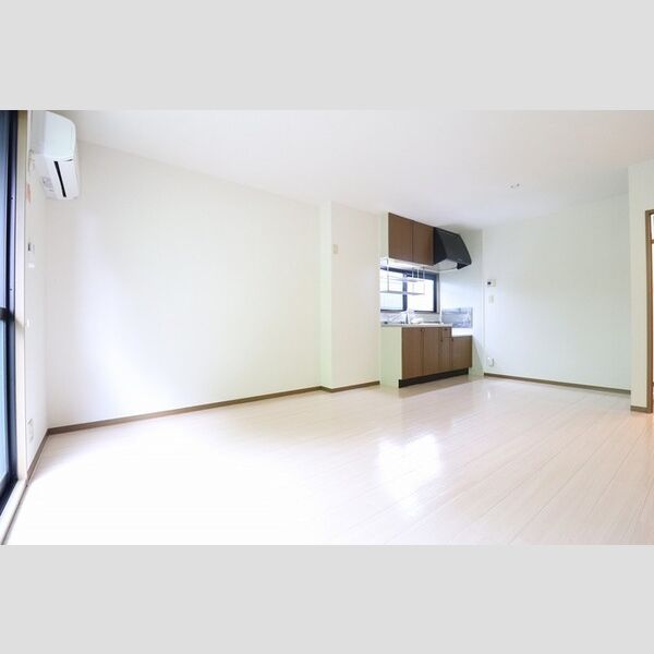 居室・リビング (A102リビング)