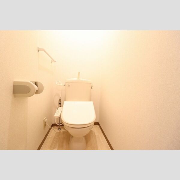 トイレ (A102トイレ)