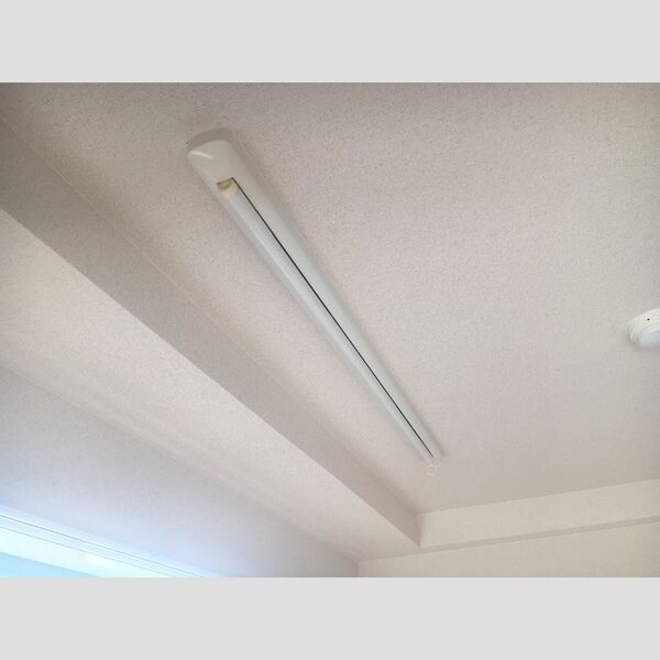 その他 (205　室内物干し)