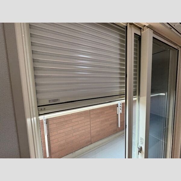 その他 (雨戸シャッター)