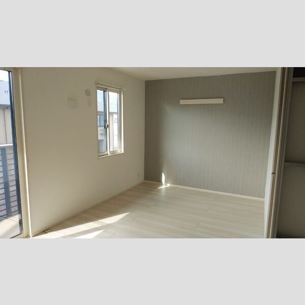 その他 (203　洋室)