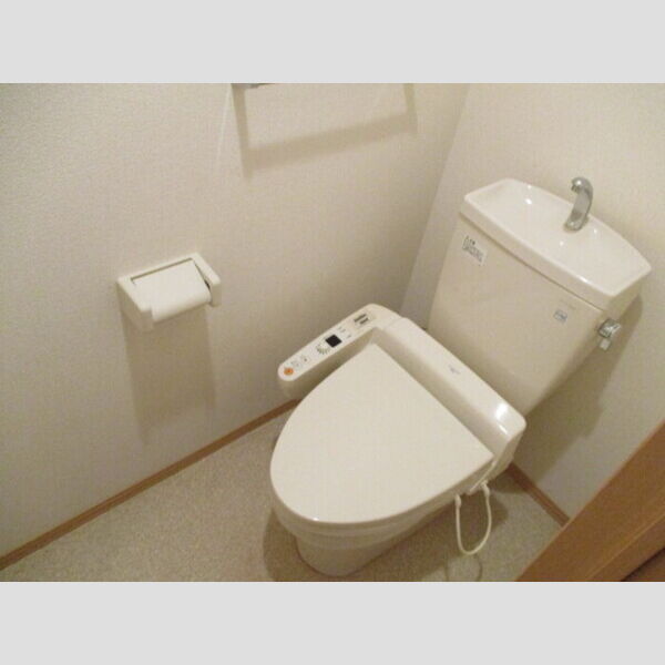 トイレ (温水洗浄暖房便座　101)