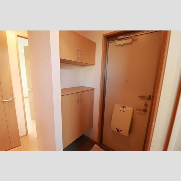 玄関 (301　玄関)