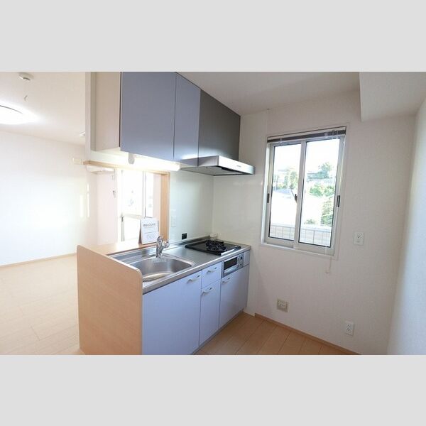 キッチン (301　キッチン)