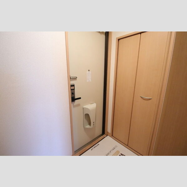 玄関 (203　玄関)