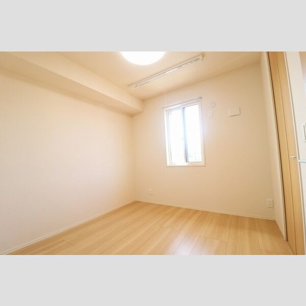 その他 (205　洋室)