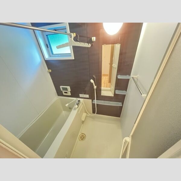 バス (サニーヒルズ迫田　205　浴室)