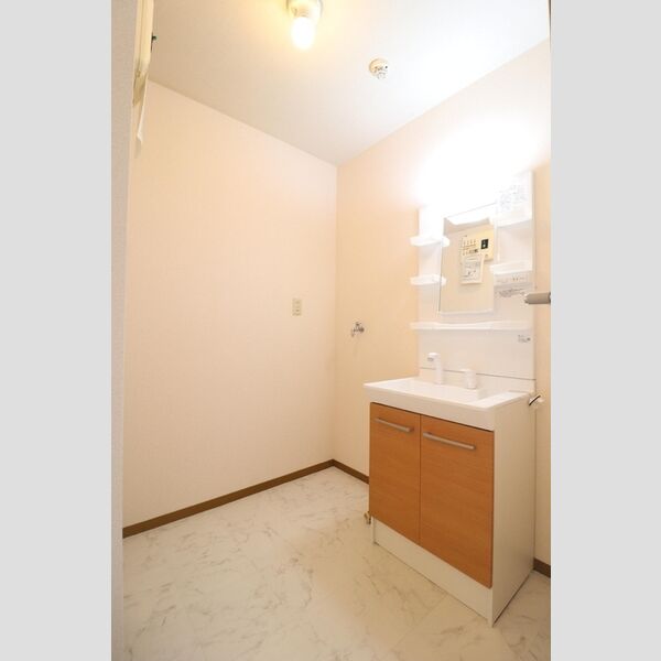 洗面所 (101　洗面所)