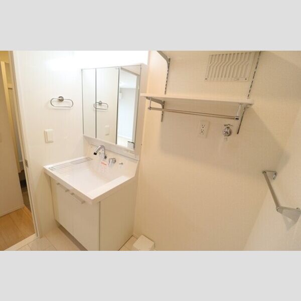 洗面所 (303　洗髪洗面化粧台)