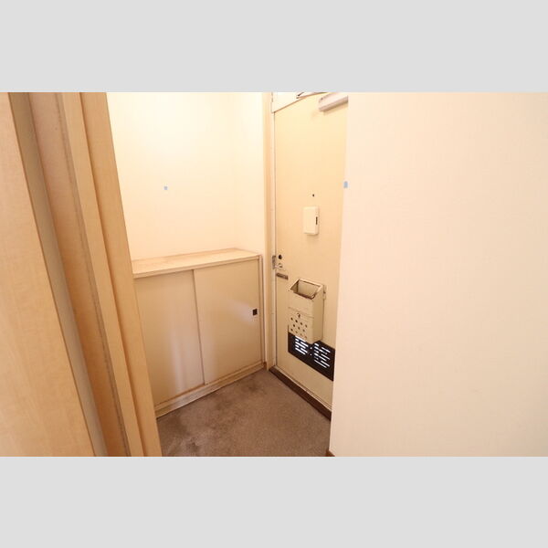 玄関 (203　玄関)