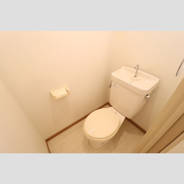 トイレ (203　トイレ)