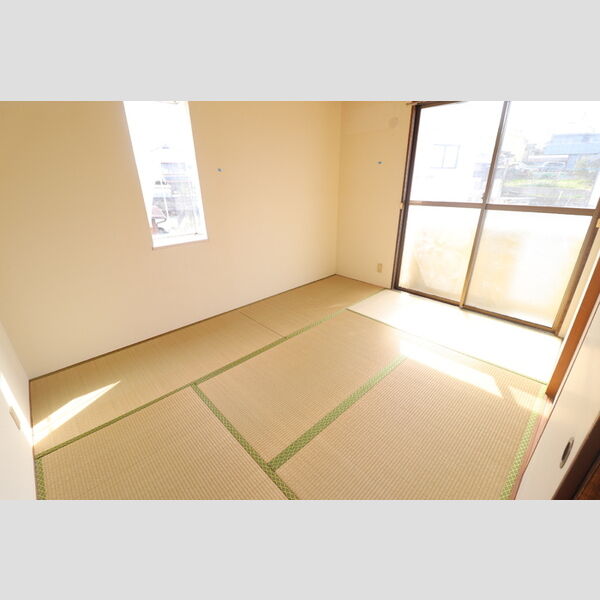 その他 (203 和室)
