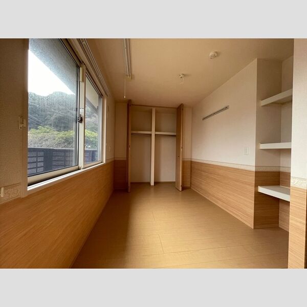 その他 (205　洋室)