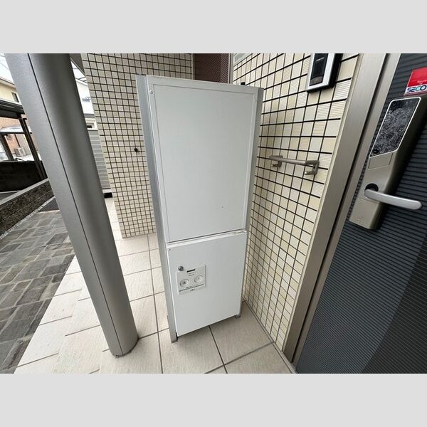 その他 (宅配ボックス)