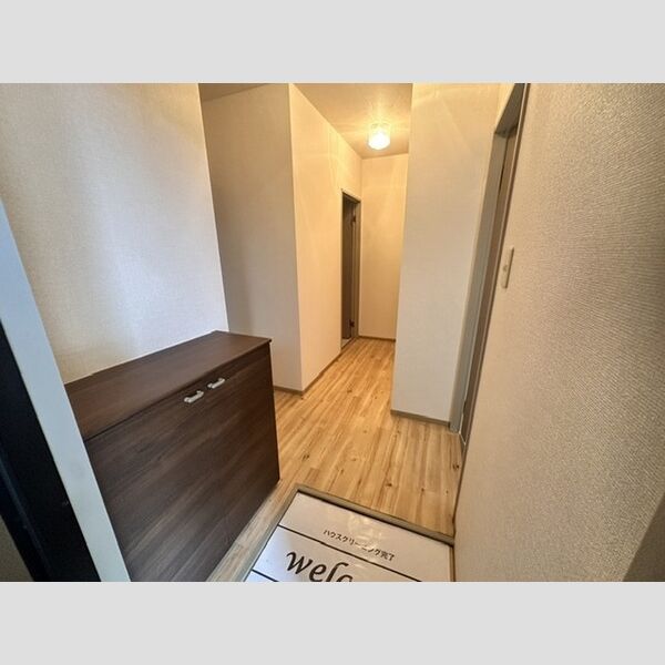 その他設備 (玄関)