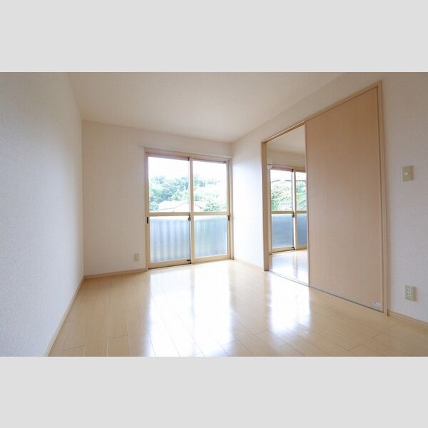 その他 (202　洋室)