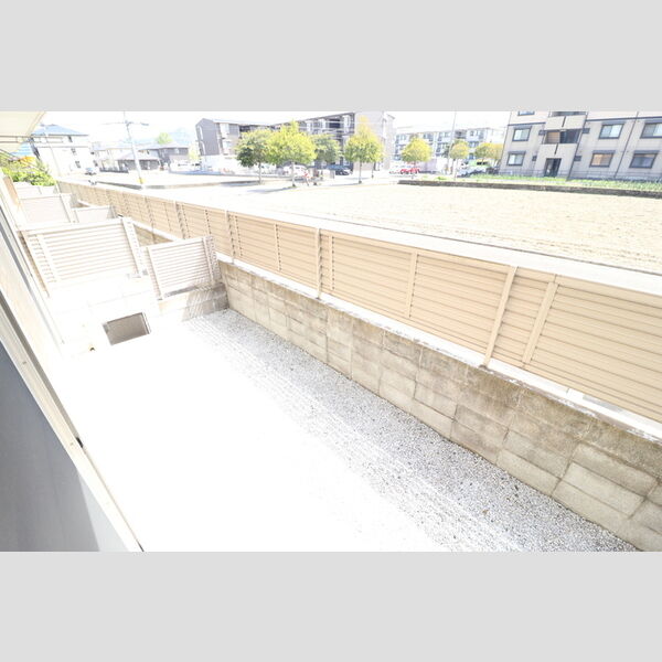 その他 (B105　専用庭)