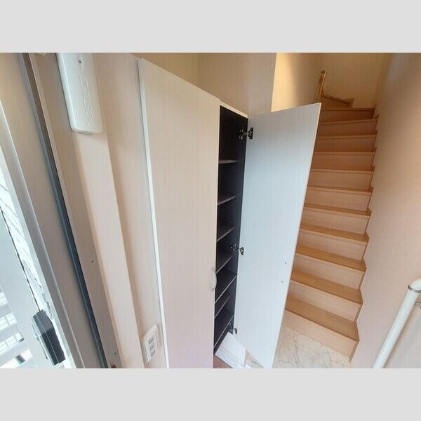 玄関 (シューズボックス)