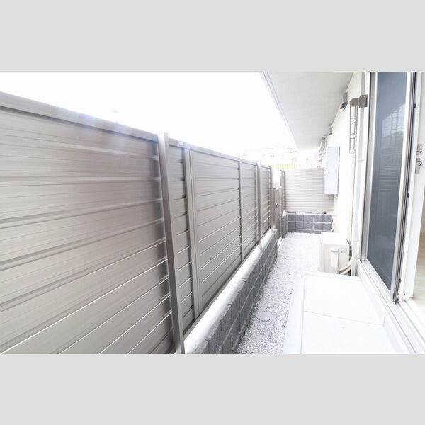 その他 (106　専用庭)